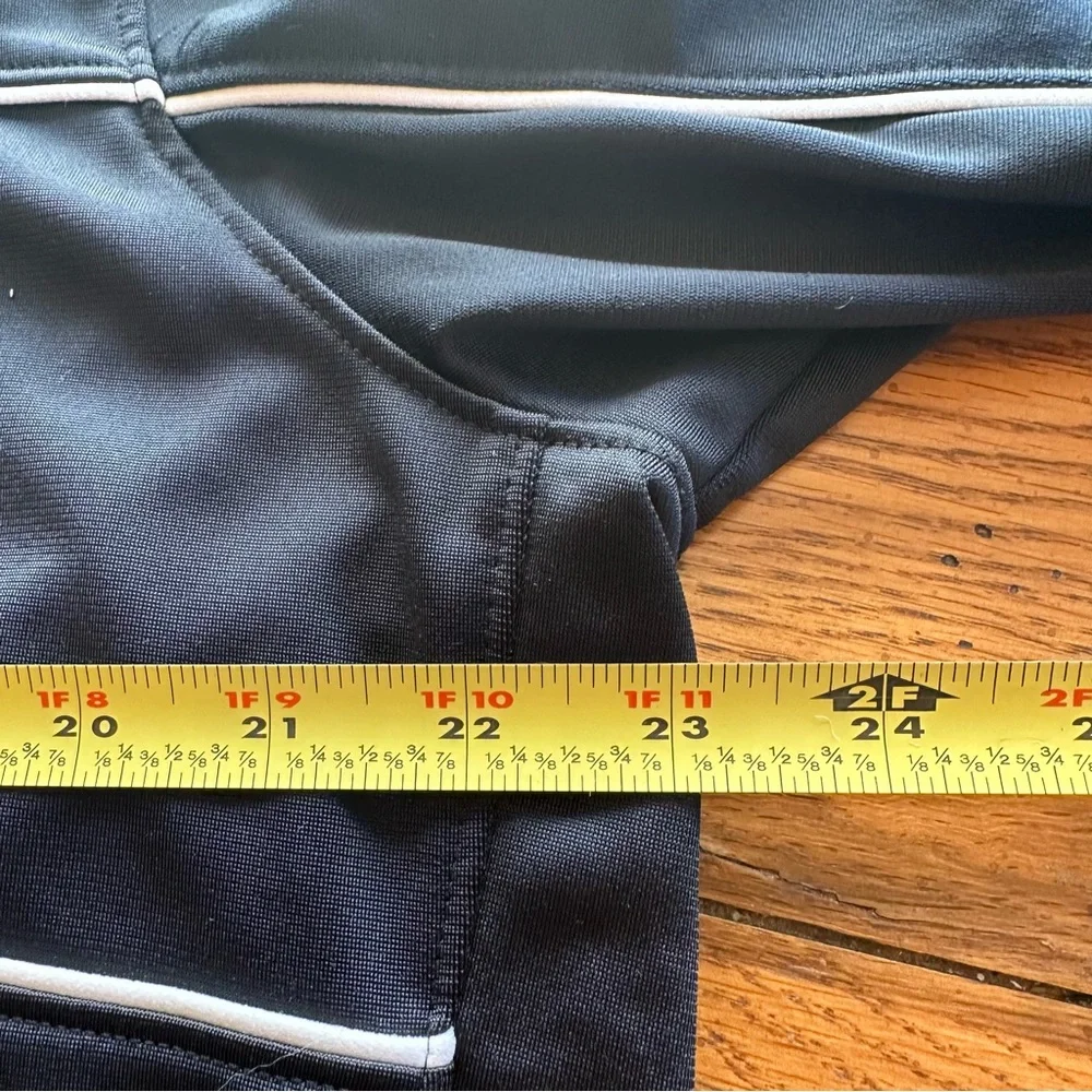 Men’s XL Under Armour Loose Fit Full Zip Knit Jacket
